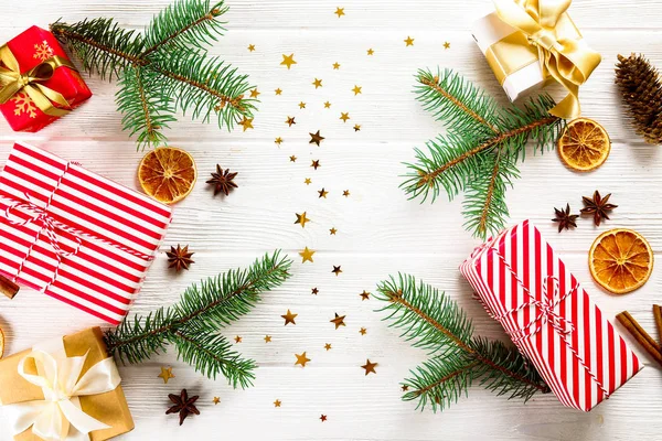 Weihnachtsstimmung Layout Komposition Mit Traditionellen Festlichen Attributen Grünen Dekorativen Frischen — Stockfoto