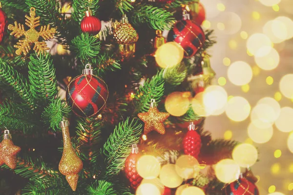 Decorated Christmas Tree Soft Yellow Lights Bokeh Effect Background Festive — Stock Photo, Image