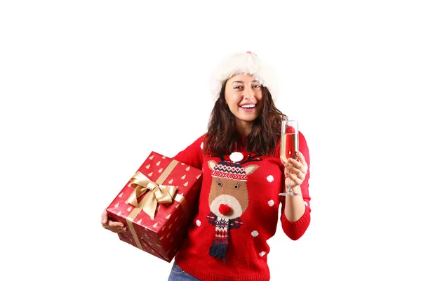 Mooie Lachende Jonge Vrouw Dragen Gebreide Trui Vieren Kerstmis Aantrekkelijke — Stockfoto