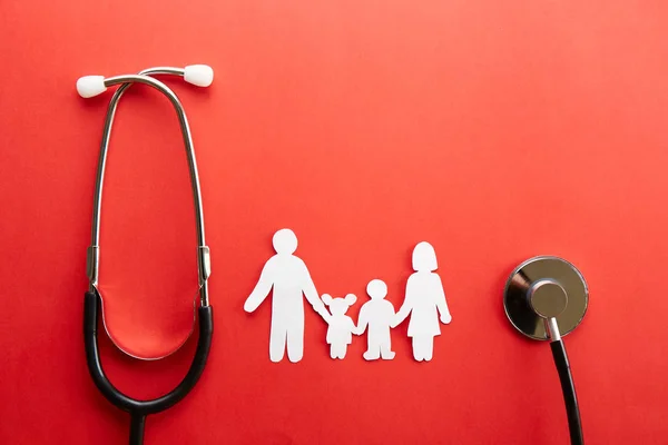 Familienkranken Lebensversicherungen Papierkette Form Von Familie Mutter Vater Sohn Tochter — Stockfoto