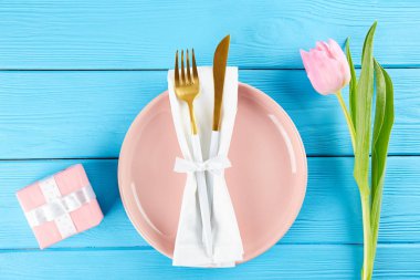 Paskalya Tablo ayarı kavramı kopya alanı bir sürü.