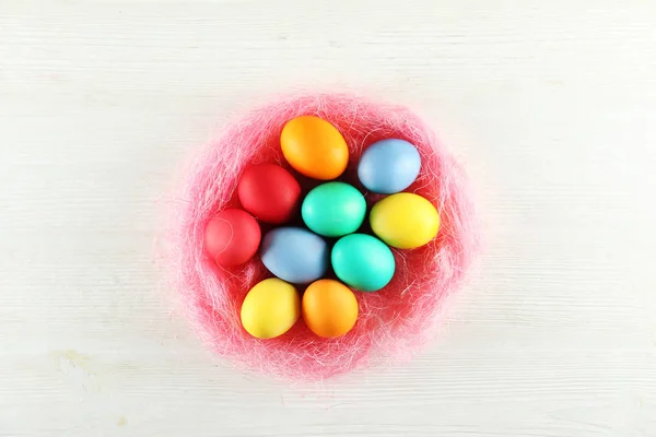 Easter themed background with symbolic holiday accessories. — Stock Photo, Image