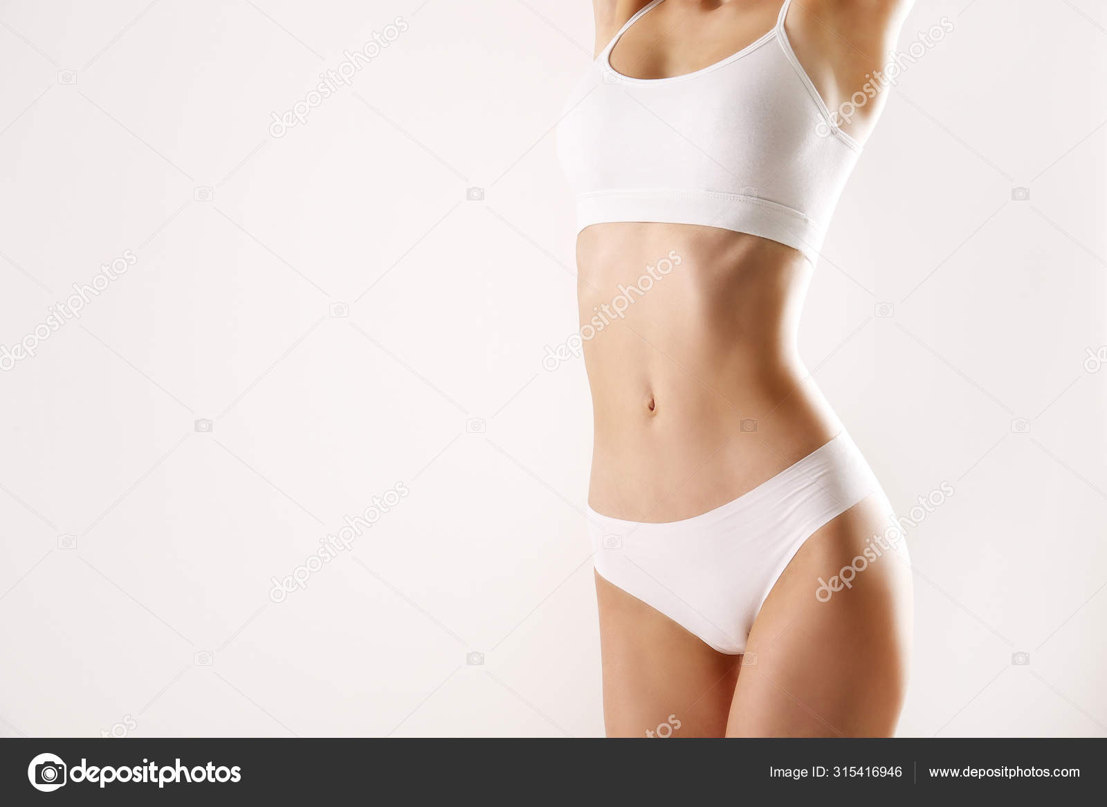 Recensent bureau Sandy Young woman with fit body in lingerie fashion photoshoot. Body shape  concept. Stock Photo by ©evrmmnt 315416946