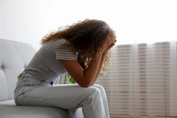 Portrait Young Beautiful Black Woman Depressed Facial Expression Sitting Couch — Stock Photo, Image