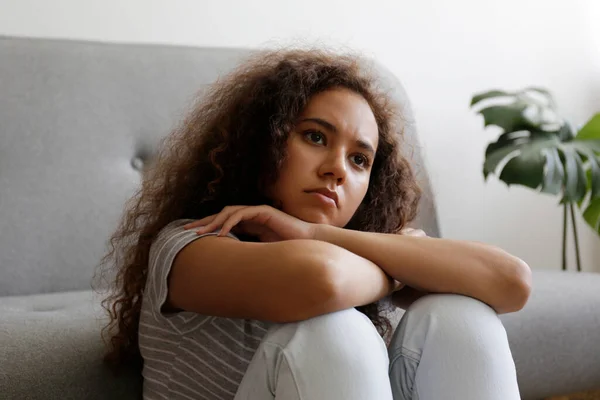 Portrait Young Beautiful Black Woman Depressed Facial Expression Sitting Couch — Stock Photo, Image