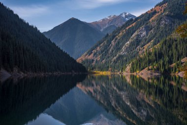 Kulsay Gölü. Güzel manzara. Kazakistan