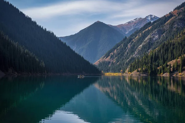 Kulsay Gölü. Güzel manzara. Kazakistan