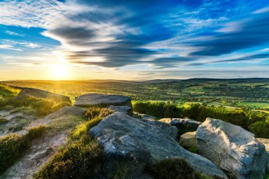 Günbatımı. İlkley moor, Yorkshire