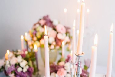 Düğün romantik yemek masası ayarları.