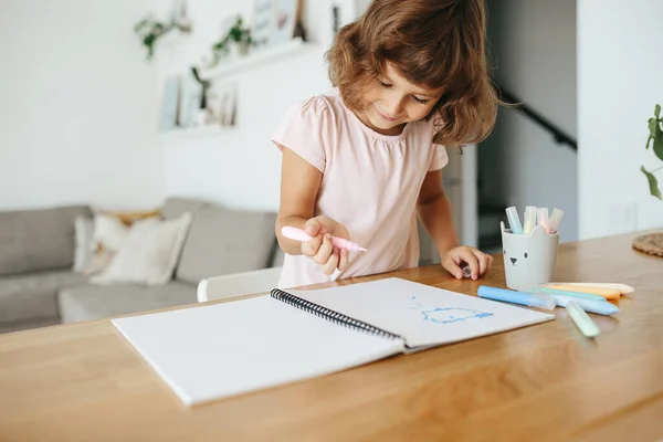 Cute Happy Little Girl Adorable Preschooler Years Child Painting Table — Stock Photo, Image