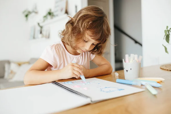 Cute Happy Little Girl Adorable Preschooler Years Child Painting Table — Stock Photo, Image