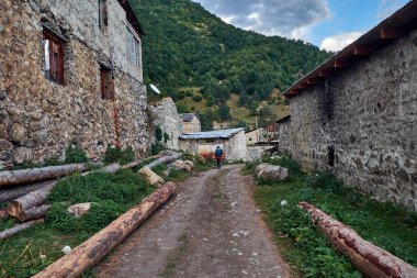 Svaneti taş Gürcü Köyü kırsal evleri