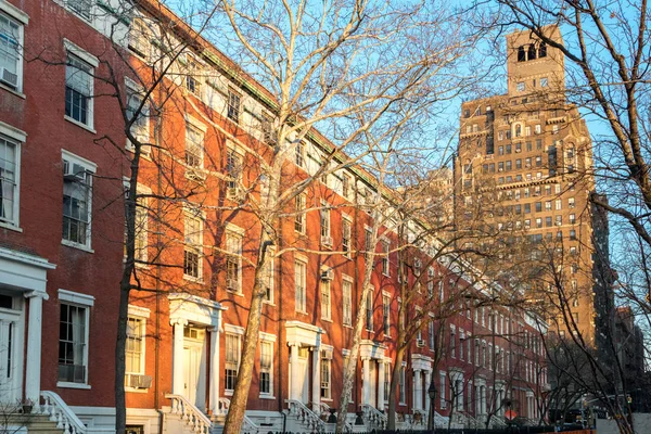 Délutáni Napfény Ragyog Washington Square Park Történelmi Épületeire Manhattan Ben — Stock Fotó