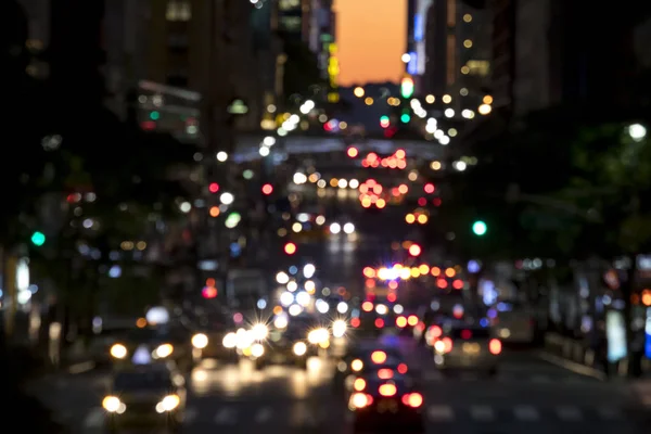 Luces Borrosas Abstractas Una Ajetreada Escena Callejera Nocturna Manhattan Nueva —  Fotos de Stock