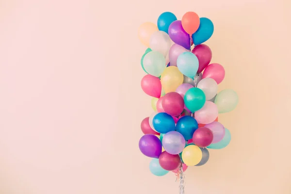 Ομάδα Πολύχρωμα Μπαλόνια Παστέλ Χρώμα Φόντο — Φωτογραφία Αρχείου