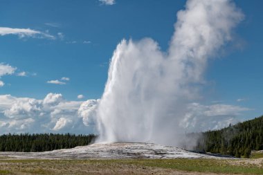 Eski sadık şofben, Yellowstone Milli Parkı ABD patlama