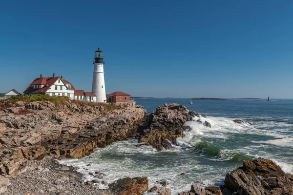 Portland Head Light, je historický maják na mysu Elizabeth, — Stock fotografie