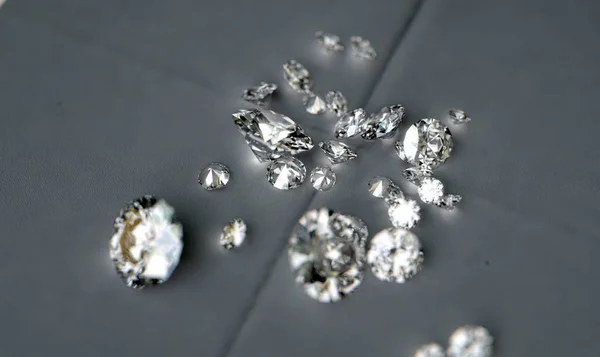 Une Vue Macro Une Collection Diamants Taillés Différentes Tailles Sur — Photo