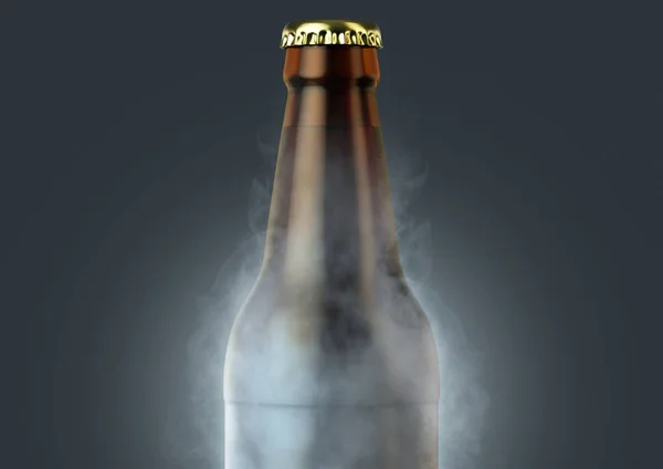 Botella de cerveza con condensación — Foto de Stock