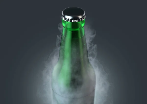 Botella de cerveza con condensación — Foto de Stock