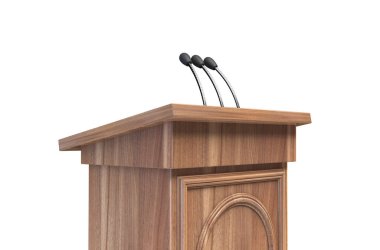 İzole edilmiş beyaz stüdyo arka planında mikrofonu olan ahşap bir konuşma kürsüsü.