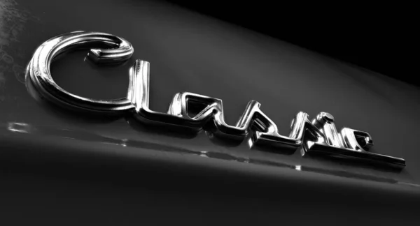 Closeup View Word Classic Written Chrome Emblem Retro Font Set — Stock Photo, Image