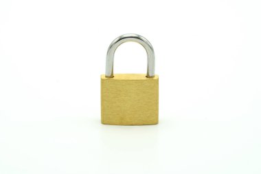 Anahtarlık pirinç metalden yapılmış. Beyaz alan makalede kullanılan dekoratif görüntüler için. Fikirler güvenlik. arka plan iş kavramı ve güvenlik kavramı kopya alanı ile kullanma. 