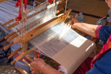 El dokuması yerli Tai-Tai olarak bizler dokuma w miras
