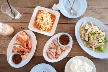 Som-tam, benzersiz tat sıcak bir Tay lezzetli ham Papaya salata