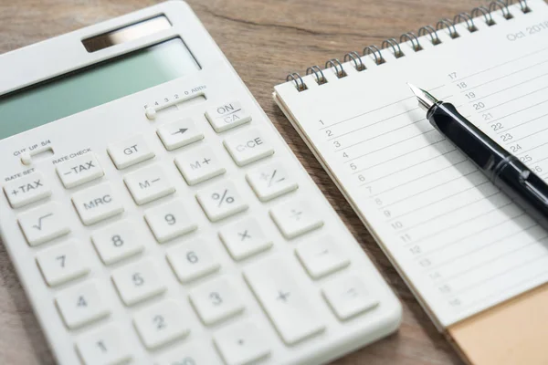Tastatur Taste Steuern für die Steuerberechnung. leicht zu berechnen. auf whi — Stockfoto