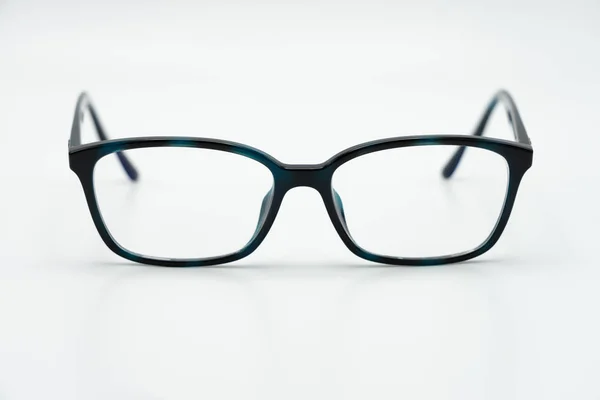 Μαύρα μάτια γυαλιά γυαλιών με γυαλιστερό μαύρο πλαίσιο για την ανάγνωση — Φωτογραφία Αρχείου