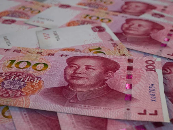 Çin para birimi. 100 Çin renminbi arka plan. Makro