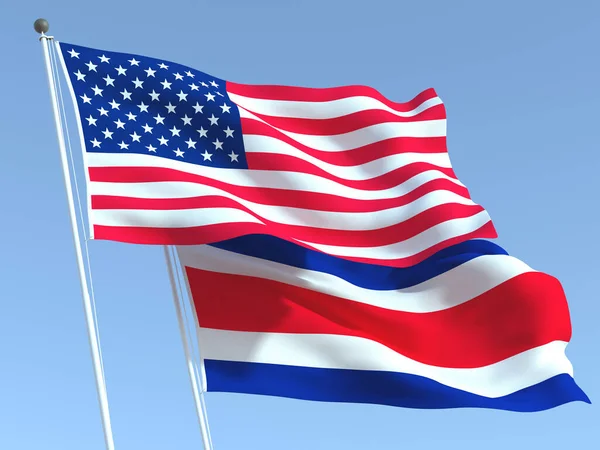 Duas Bandeiras Estados Unidos Costa Rica Acenando Céu Azul Alta — Fotografia de Stock