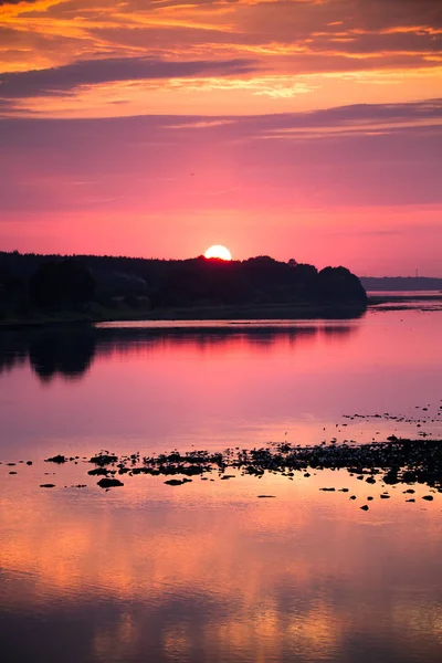 Bright Colorful Evening Landscape River Daugava Pink Purple Tones Dramatic — Stock Photo, Image