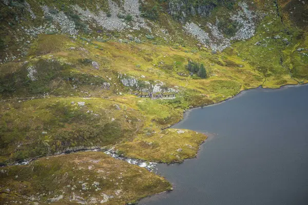 Krásná Krajina Horské Jezero Národní Park Folgefonna Norsku Zataženo Podzimní — Stock fotografie
