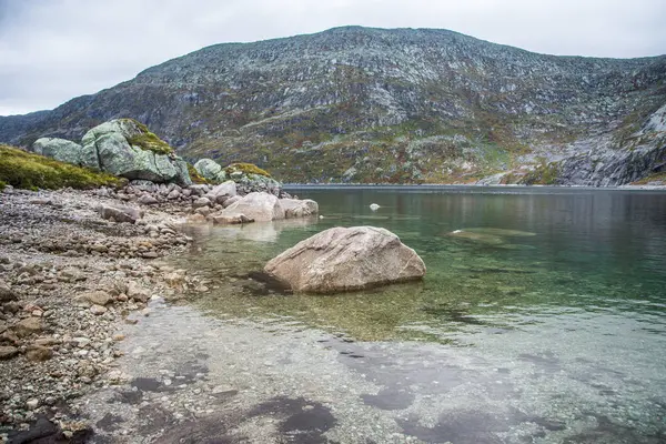 Bir Dağ Gölü Folgefonna Milli Parkı Nda Norveç Güzel Bir — Stok fotoğraf