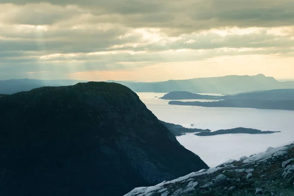 Magnifik Solnedgång Landskap Över Fjordarna Norge Ett Vackert Höstlandskap Folgefonna — Stockfoto
