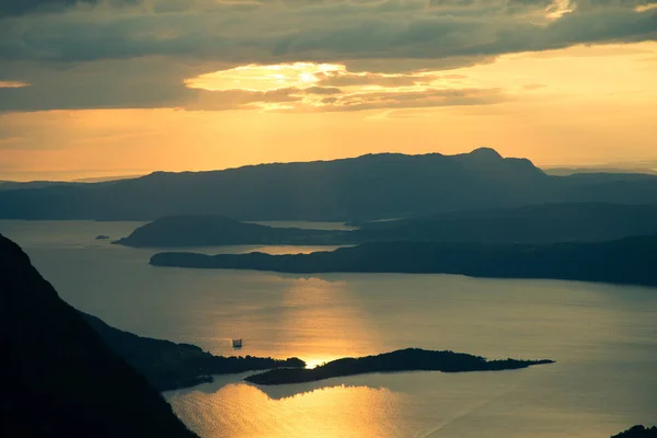 Magnifik Solnedgång Landskap Över Fjordarna Norge Ett Vackert Höstlandskap Folgefonna — Stockfoto