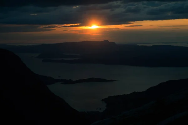 Magnifik Solnedgång Landskap Över Fjordarna Norge Ett Vackert Höstlandskap Folgefonna — Stockfoto