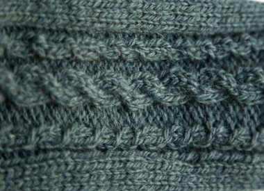 Sıcak bir örgü deseni güzel bir portre. Doğal koyun yün iplik. Parlak renklerde elişi.