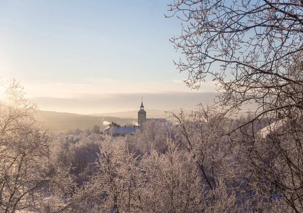Een Prachtig Avond Landschap Van Een Kleine Noorse Stad Roros — Stockfoto