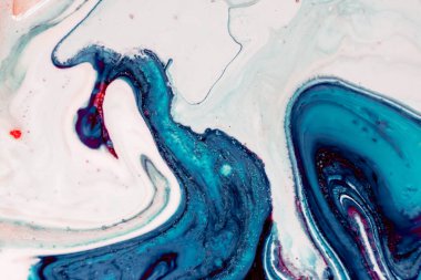 Soyut resim, modaya uygun bir arka plan olarak kullanılan duvar kağıtları, posterler, kartları, davetiyeleri, Web siteleri için. Mermer veya akik dalgaların swirls. Karışık mavi, kırmızı ve beyaz boyalar.