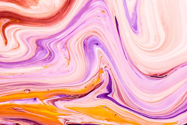 Fondo abstracto con texturas acrílicas líquidas. Arte moderno con manchas y salpicaduras de pintura de color. Aplicable en envases de café, etiquetas, tarjetas de visita y fondos web interactivos — Foto de Stock