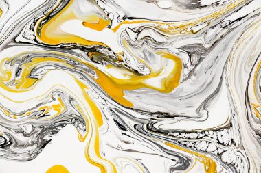 Akrilik boyalar karışımı. Modern sanat. Sarı ve siyah karışık akrilik boyalar. Sıvı mermer doku. Tasarım ambalaj, etiket, kartvizit ve etkileşimli web arka planlar için geçerli.