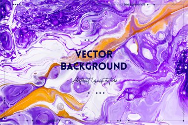 Sıvı sanat dokusu. Soyut karıştırıcı boya efektli bir arka plan. Akıp sıçrayan akrilik bir resim. İç mekan posteri için karışık boyalar. Mor, altın ve beyaz taşan renkler.