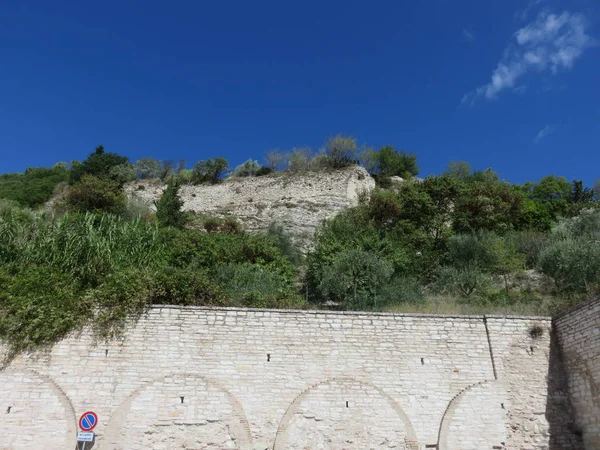 Μια Θέα Ανάμεσα Στην Άγρια Φύση Και Μαγευτικό Τοπίο Και — Φωτογραφία Αρχείου