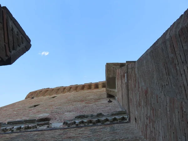 古要塞 古城墙的堡垒建设完美今天仍然是强大和抵抗 以他们的美丽 — 图库照片