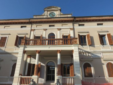 En eski ülkelerde insanlar tarafından özel olarak inşa edilmiş bu harika mimari her zaman dikkat çeker. 