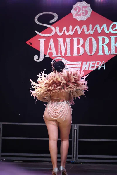 Burlesque, a vintage erotic dance that is still popular today for a very sensual and cheerful striptease