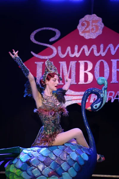 Burlesque, a vintage erotic dance that is still popular today for a very sensual and cheerful striptease